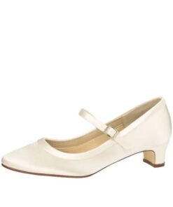 schoenen Larissa