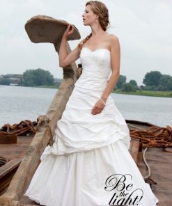 a lijn trouwjurk leijten creations