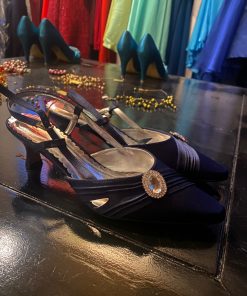 lage pumps slingback