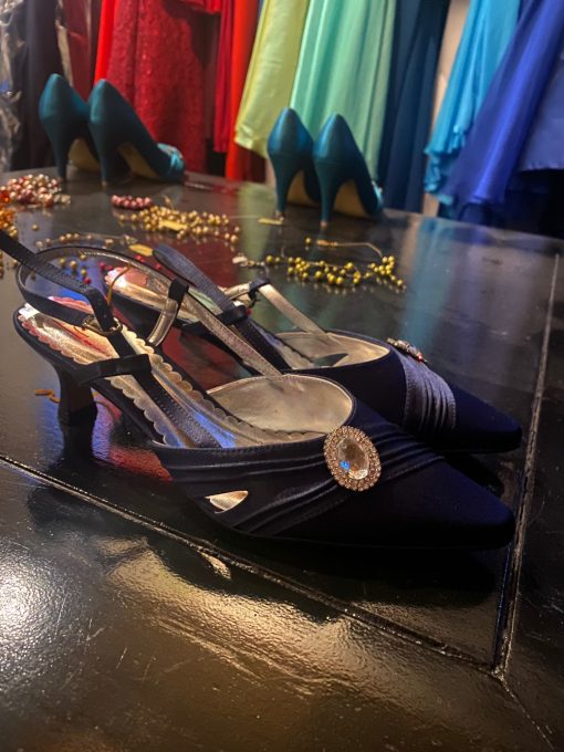 lage pumps slingback