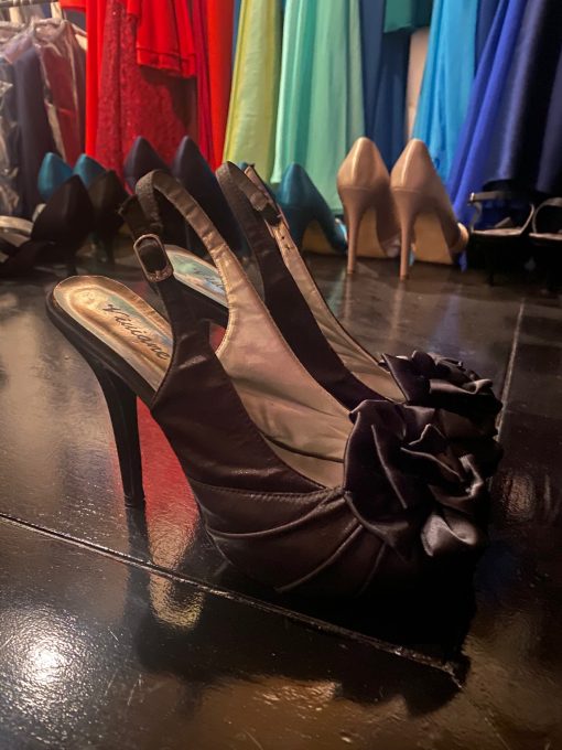 Zwarte pumps hoge hak