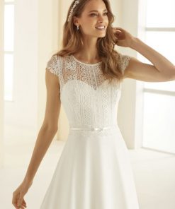 Bianco Evento Ariosa a lijn bruidsjurk chiffon en kant