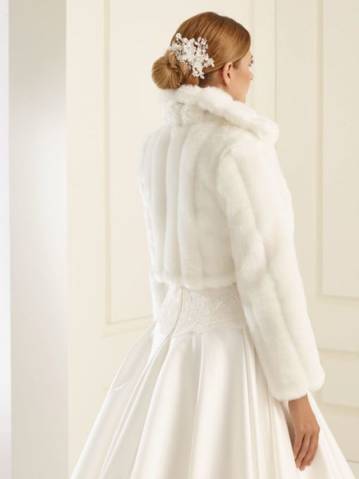 Bianco Evento imitatie bont jas bruid E20