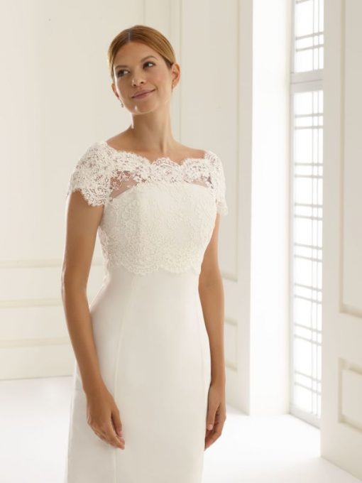 Bianco Evento kanten top bolero met boothals E209