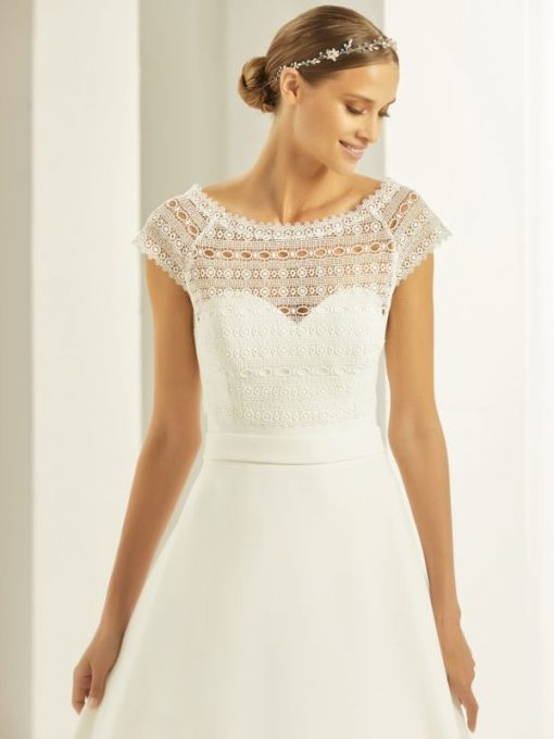 Bianco Evento kanten bolero top lange mouw E278