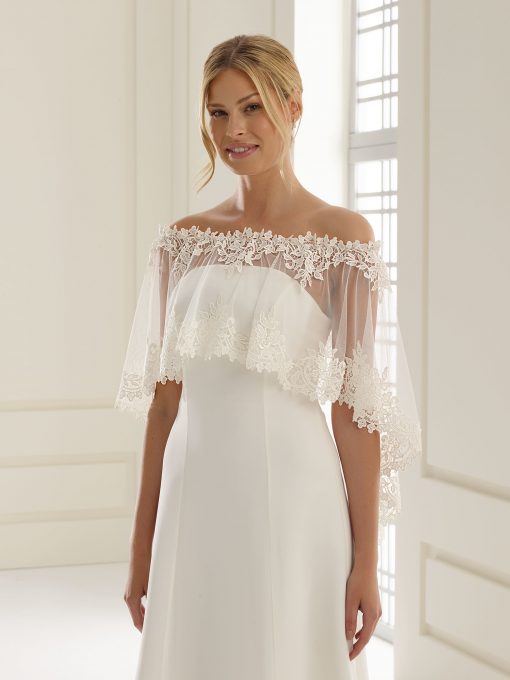 Bianco Evento poncho jasje van tule en kant E244