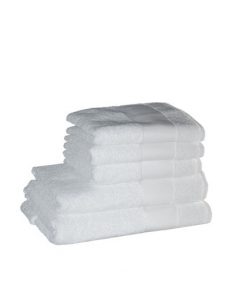 Handdoek wit met naam of tekst geborduurd
