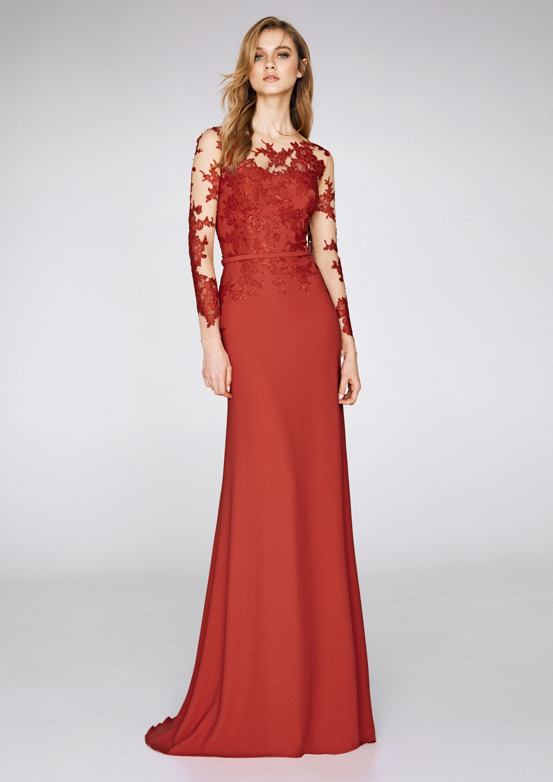 Herdenkings Afzonderlijk Citroen Pronovias rode galajurk ? Nu online te bestellen bij Aimee Wedding !