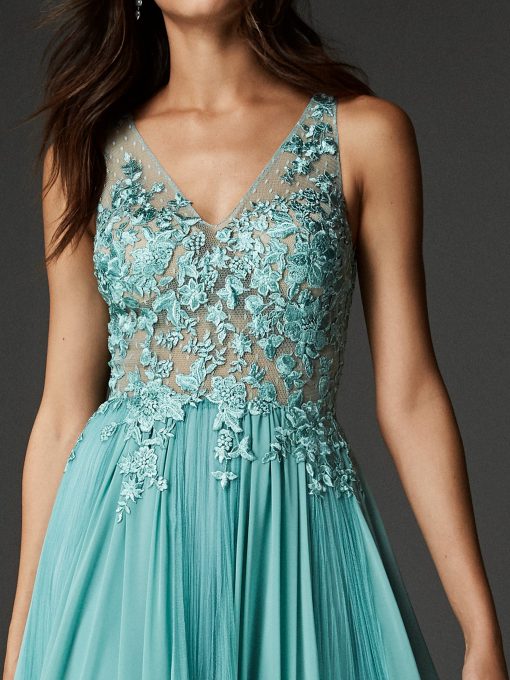 blauwe jurk pronovias