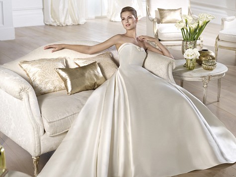 Pronovias klassieke trouwjurk Yela