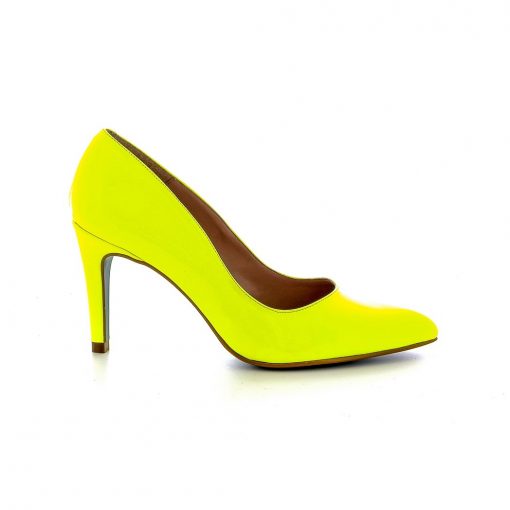 giulia yellow lak pump