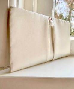 satijnen clutch bruid