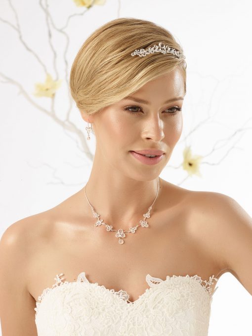tiara d19