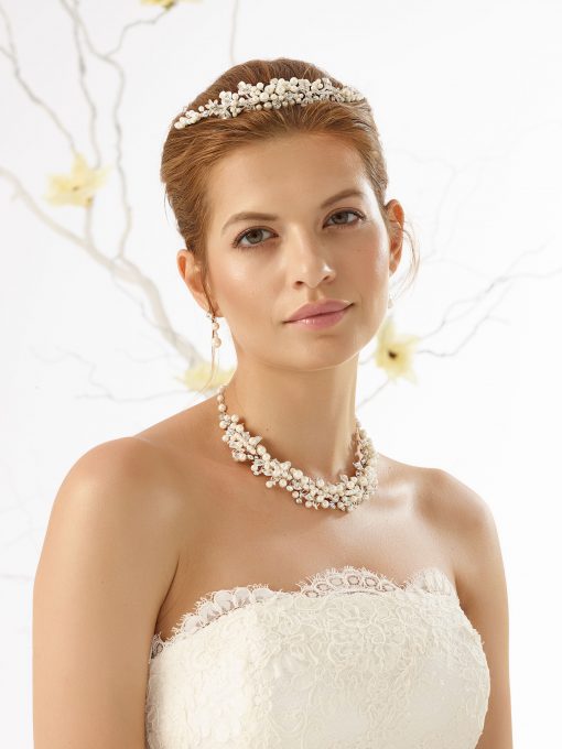 tiara d42