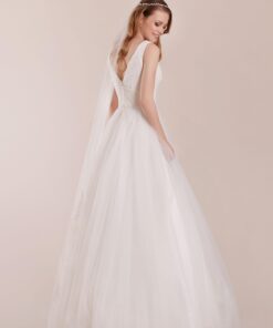 Alternative view of Lilly trouwjurk 08-4016