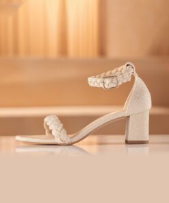 Trouwschoen met decoratieve vlecht