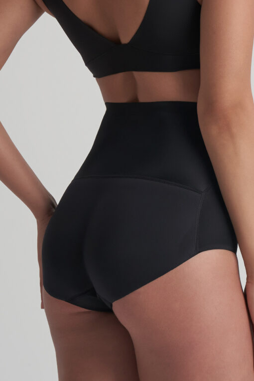 gevulde slip hoge taille zwart