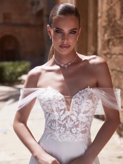 corset met off-shoulder