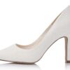 hakken Fera off-white metallic