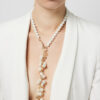 ketting met parels en bedeltjes