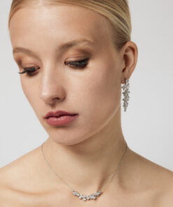 witgoud ketting met strassteentjes
