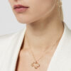 ketting met gouden bedel