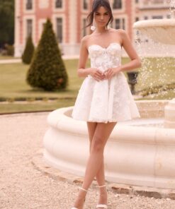 Bianco Evento korte bruidsjurk limited Bellita