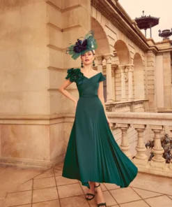 Alternative view of Veni Infantino moeder van de bruid 992502