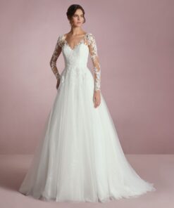 Alternative view of White One by Pronovias trouwjurk met mouw Kiri