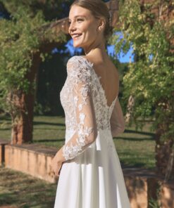 Alternative view of White One by Pronovias trouwjurk Sorisso