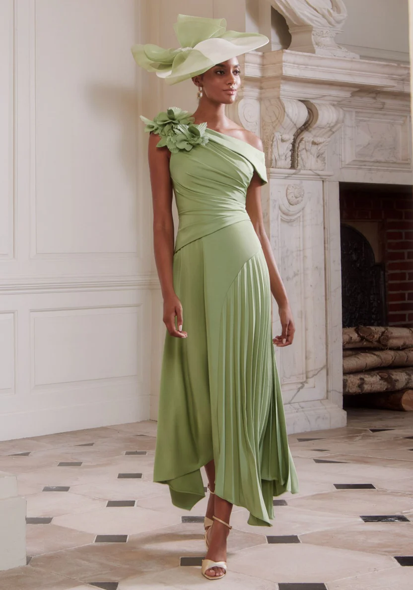 groene jurk moeder van de bruid flower